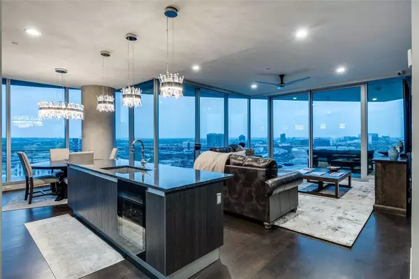 3130 N Harwood Street #1903, Dallas, TX 75201