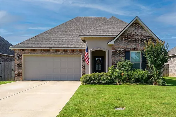 213 Beechcraft Way, Shreveport, LA 71106