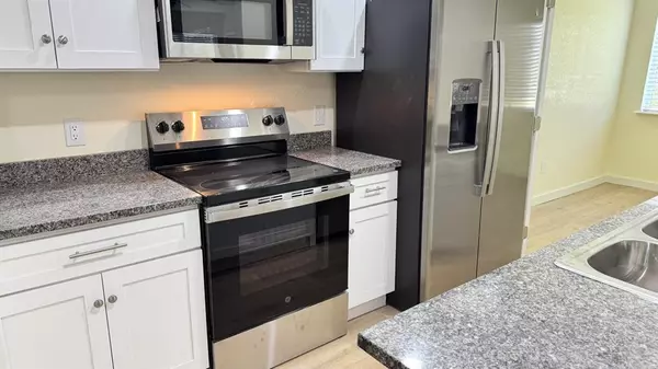 Arlington, TX 76006,2309 Balsam Drive #K109