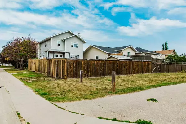 Grande Prairie, AB T8W 2P3,8921 60A AVE