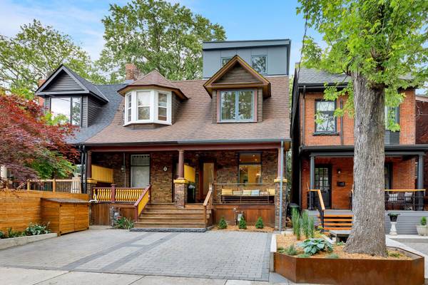 21 Cowan AVE,  Toronto W01,  ON M6K 2N1