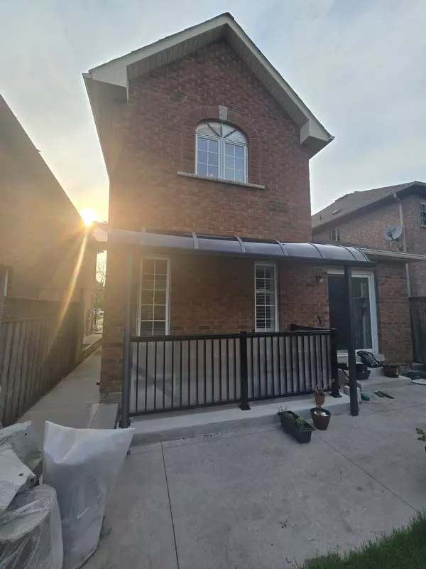 23 Blue Whale BLVD, Brampton, ON L6R 2M2