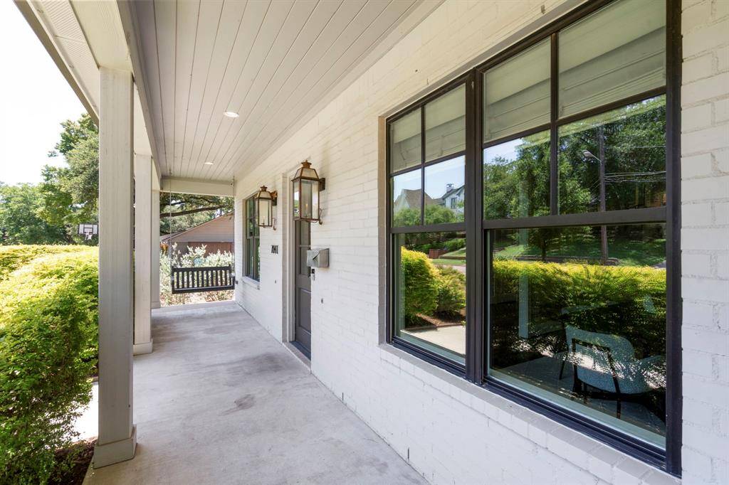 Dallas, TX 75238,7841 Blackbird Lane