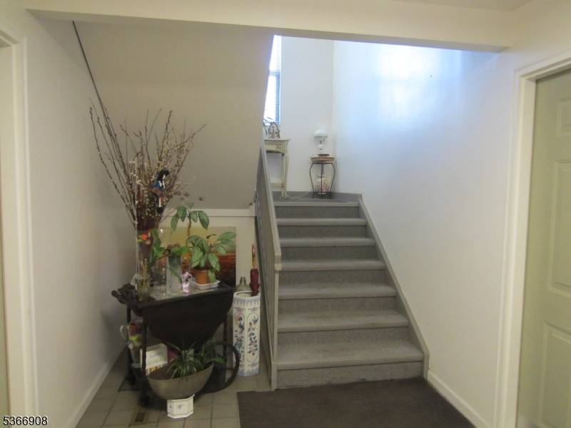 West Orange Twp., NJ 07052,105 Ashland Ave #2B