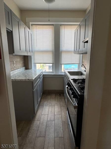 187 Maplewood Ave #9, Maplewood Twp., NJ 07040