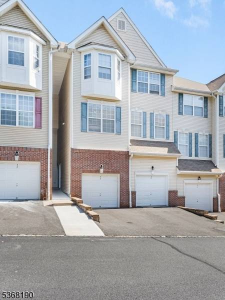 35 Conover Terrace, Lebanon Boro, NJ 08833