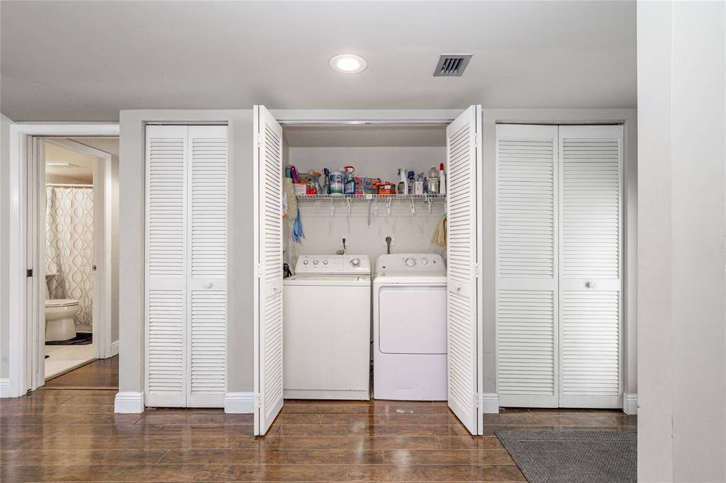 Pembroke Pines, FL 33025,150 S Hollybrook Ter #107