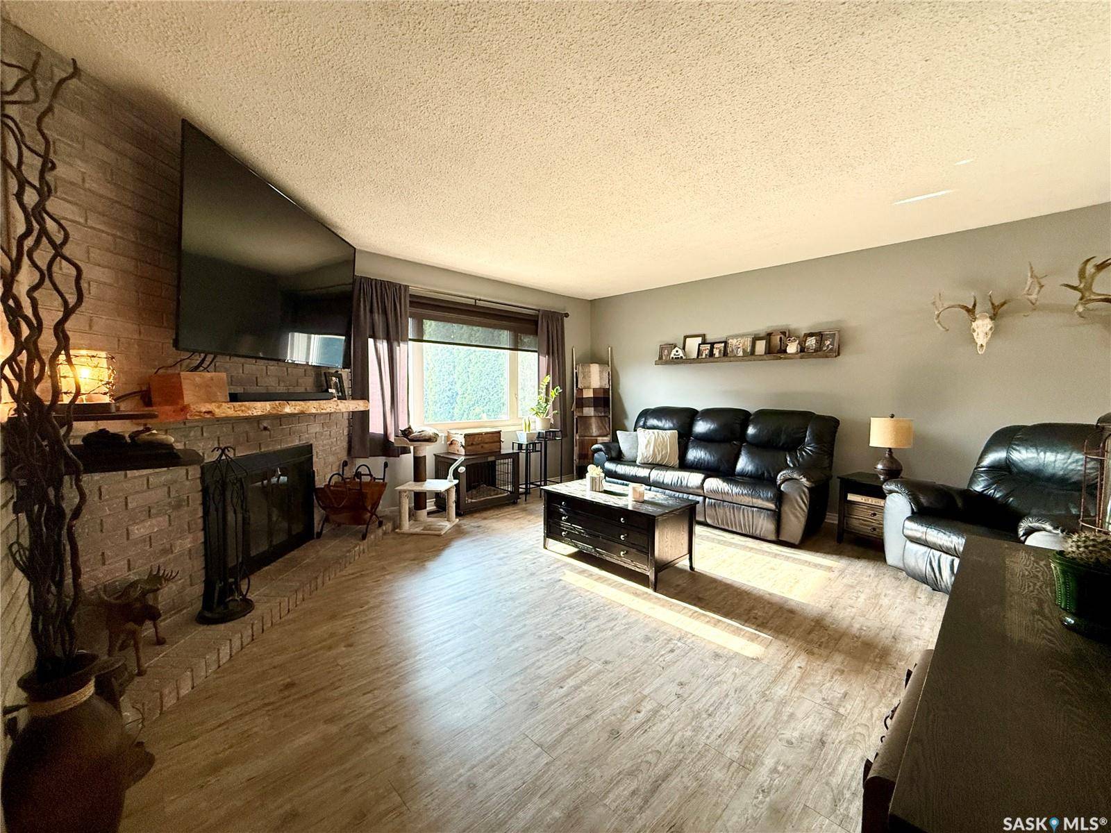 North Battleford, SK S9A 3J3,1772 Centennial CRESCENT