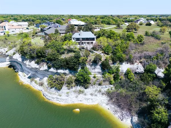 10069 Lakeview Court, Whitney, TX 76692
