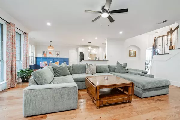 12155 Saint Patricks Drive, Talty, TX 75126