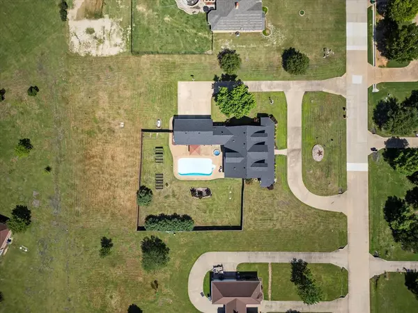 Terrell, TX 75160,1072 West Secretariat Drive