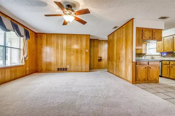 Kemp, TX 75143,510 S Dallas Street