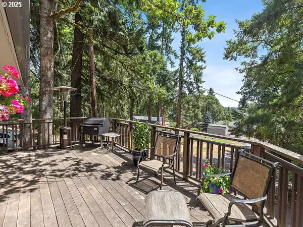 St Helens, OR 97051,59945 SUNRISE DR