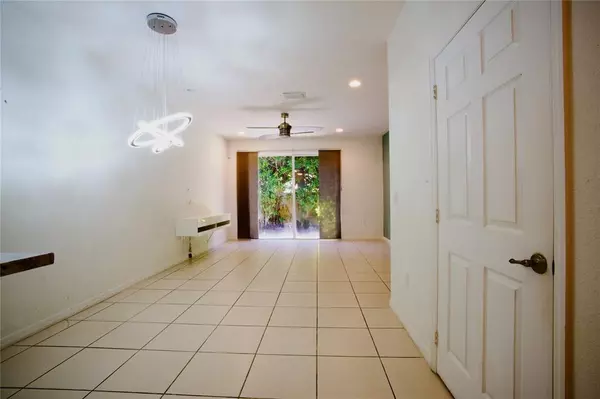 Miramar, FL 33025,8915 SW 18th St