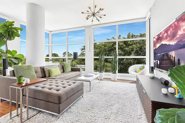 Wilton Manors, FL 33305,2301 Wilton Dr #R303