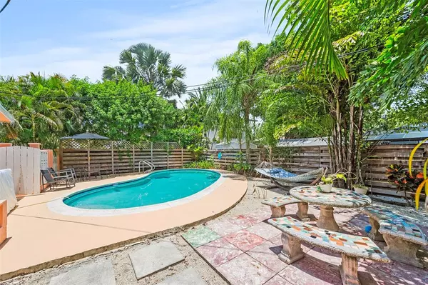 Fort Lauderdale, FL 33315,520 SW 6th Ave 1-2