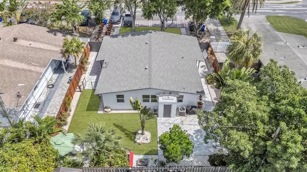 Pompano Beach, FL 33062,2412 NE 4th St #E
