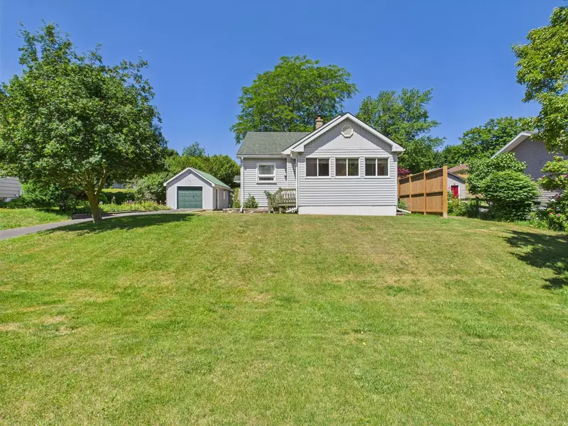 1060 Princes ST N, Kincardine, ON N2Z 1X8