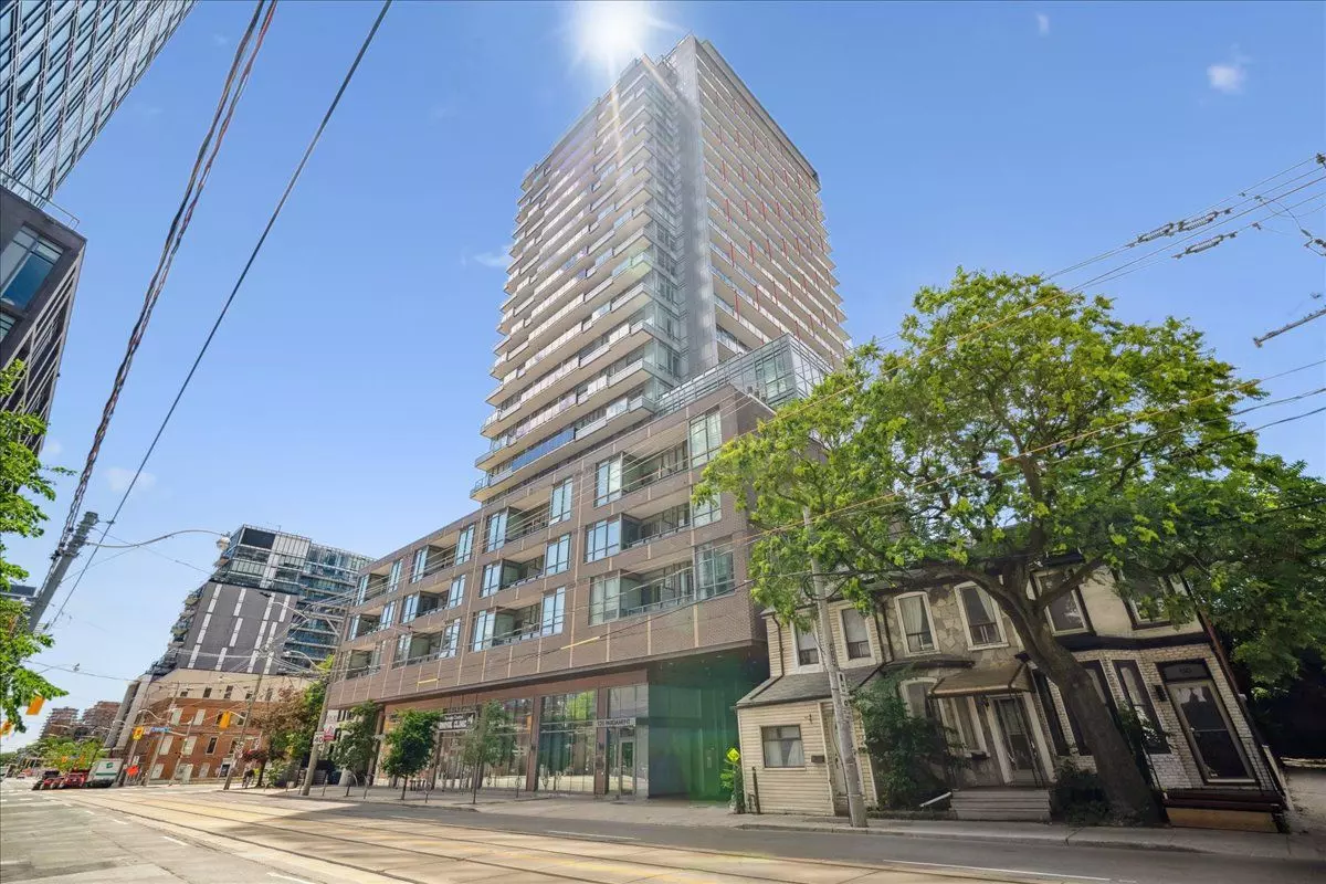 Toronto C08, ON M5A 0N6,120 Parliament ST #607