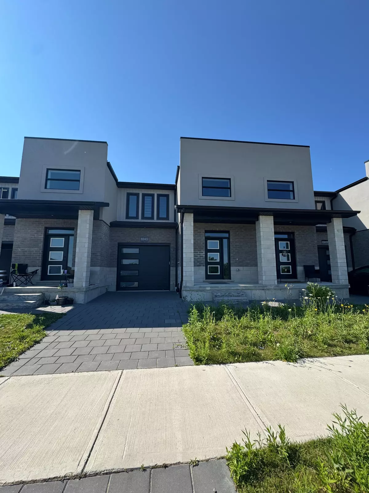 London South, ON N6P 0J6,6945 ROYAL MAGNOLIA AVE