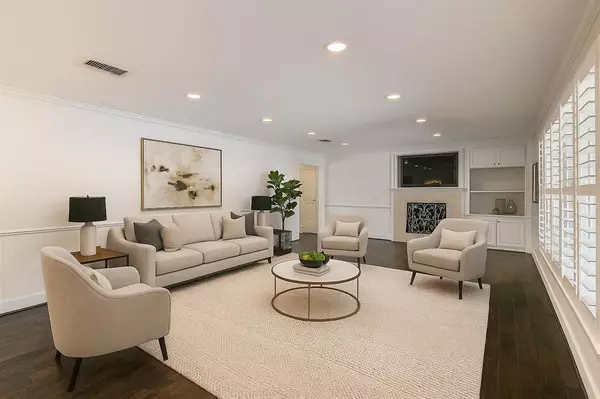 Pantego, TX 76013,11 Country Club Court