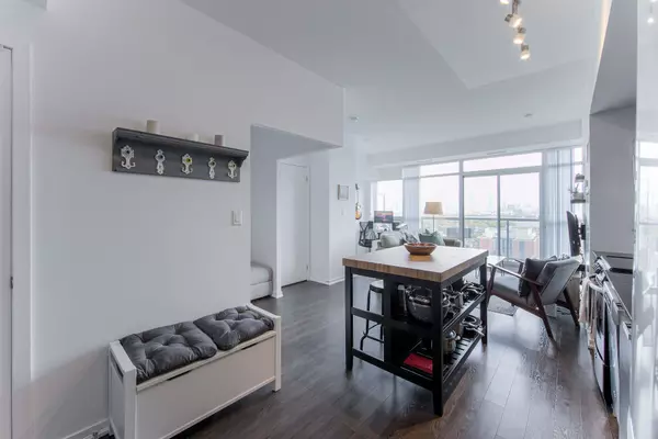 Toronto C01, ON M6J 0B1,68 Abell ST #Ph05