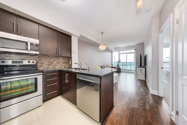 Vaughan, ON L4J 0G7,20 North Park RD #1707