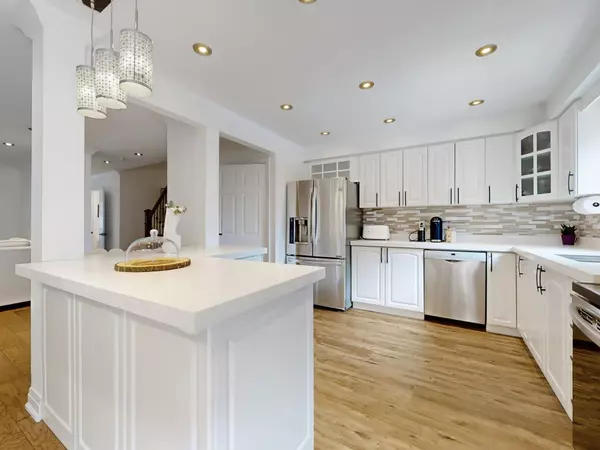 Vaughan, ON L4J 7H5,65 Westhampton DR
