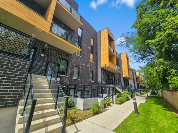 1145 JOURNEYMAN LN #124, Mississauga, ON L5J 0B5