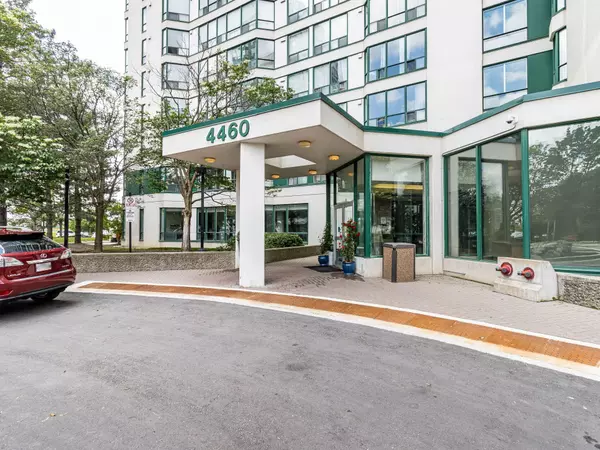 Mississauga, ON L5R 3K9,4460 Tucana CT #704