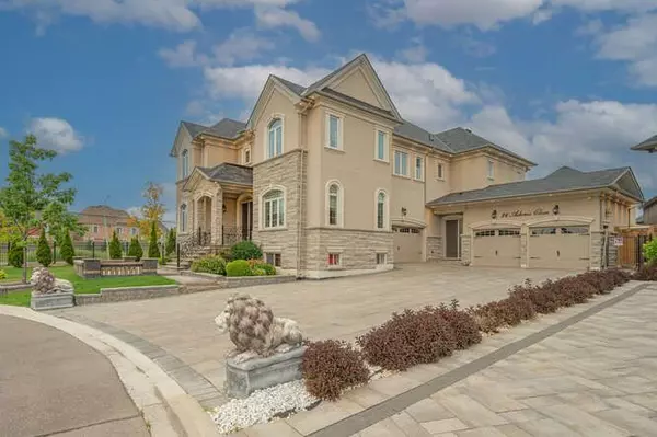 Brampton, ON L6P 4K4,26 Adonis Close