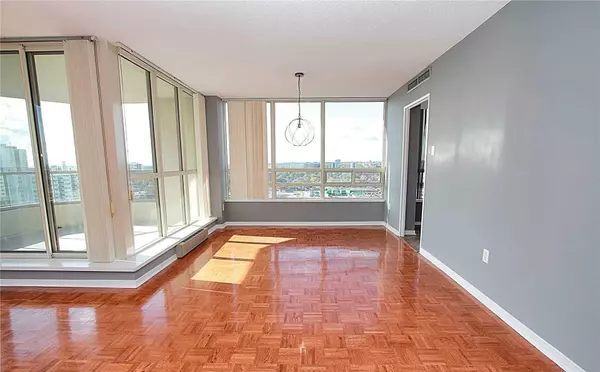 Mississauga, ON L5A 4G5,75 King ST E #1602