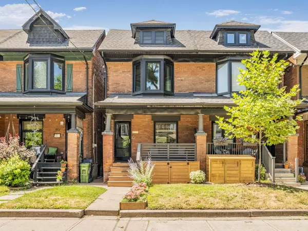 194 Perth AVE, Toronto W02, ON M6P 3X8