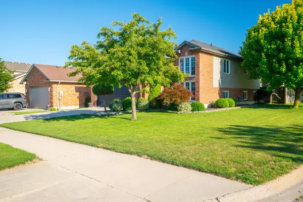 Strathroy-caradoc, ON N7G 4H3,598 Harris CIR