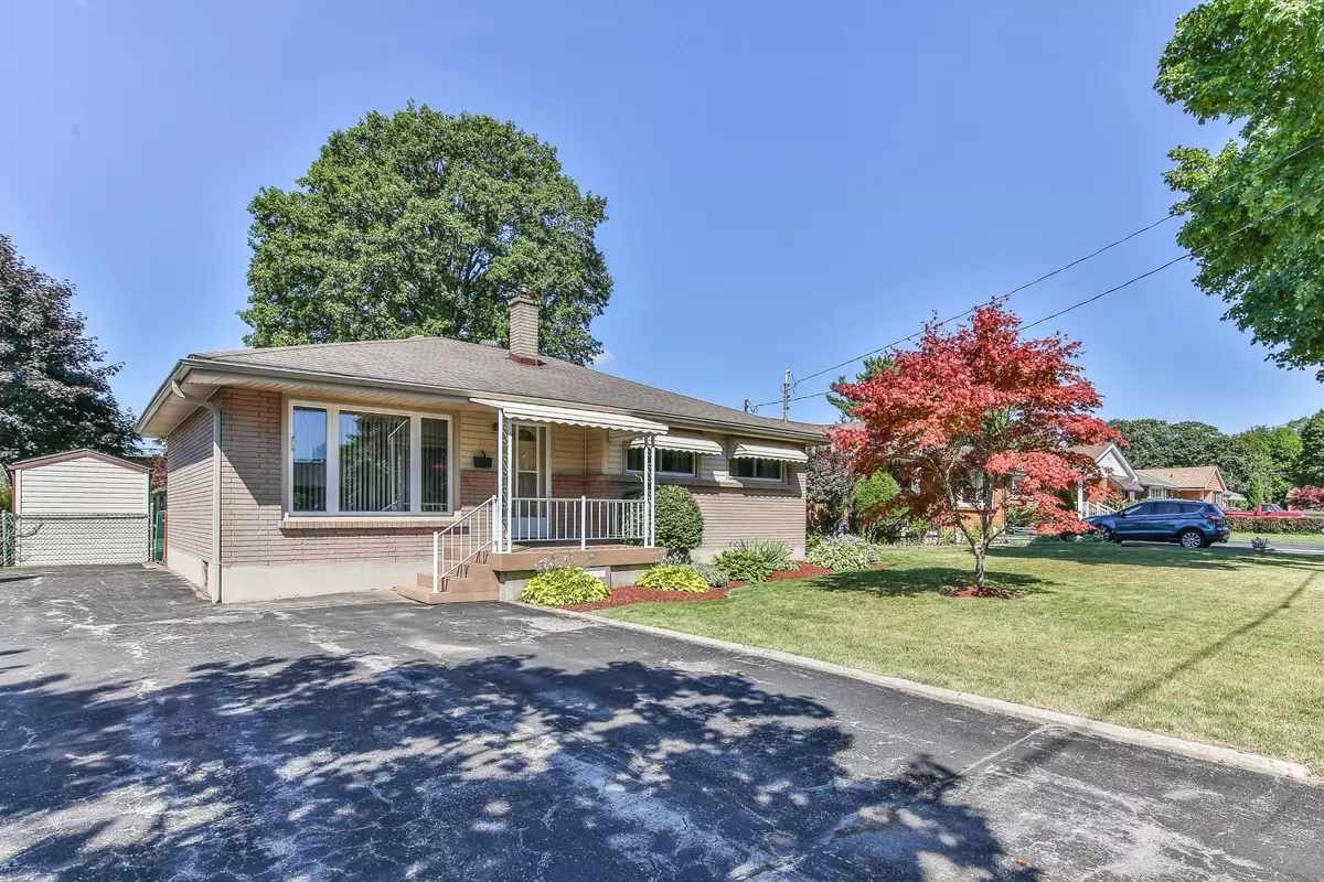 London East, ON N5W 4Z5,233 Atkinson BLVD