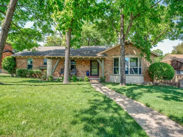 Dallas, TX 75228,1438 Mapleton Drive
