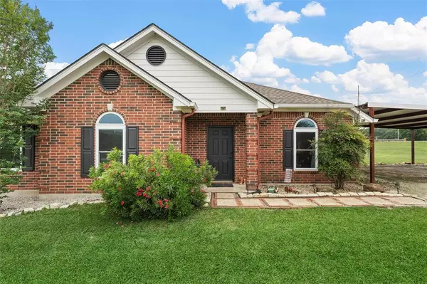 104 Oak Hill Loop, Whitney, TX 76692