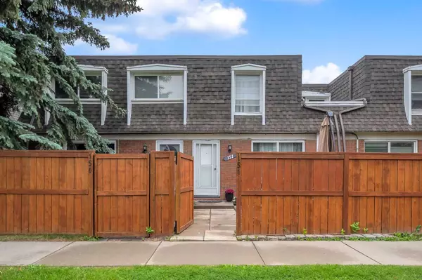 Calgary, AB T2W 1H6,330 Canterbury DR SW #151