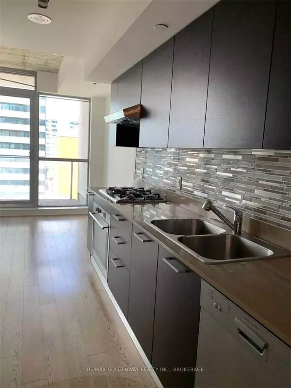 Toronto C01, ON M5V 1K1,375 King ST W #1808