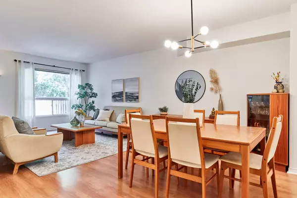 Mississauga, ON L5M 4P5,2651 Lindholm CRES