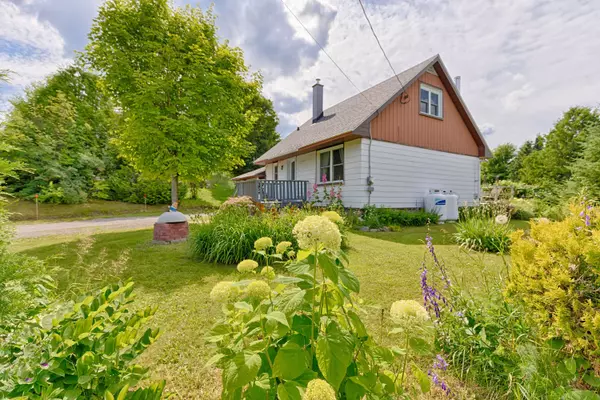 Bonnechere Valley, ON K0J 1W0,19 Algonquin RD