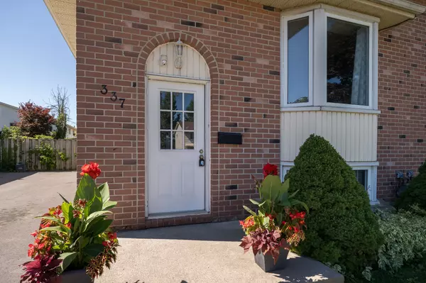 Kingston, ON K7M 8H8,337 Owens CRES