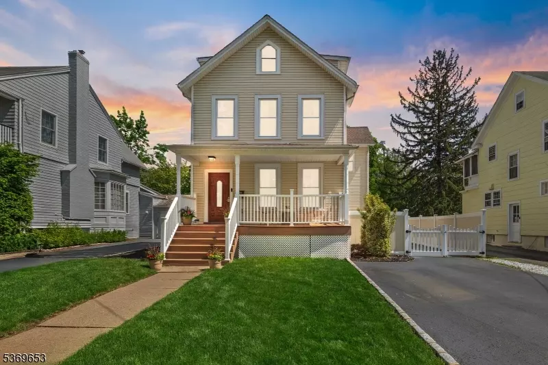 252 Orchard St, Westfield Town, NJ 07090