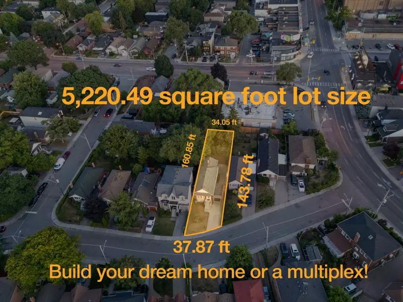 7 Davies CRES, Toronto E03, ON M4J 2X4