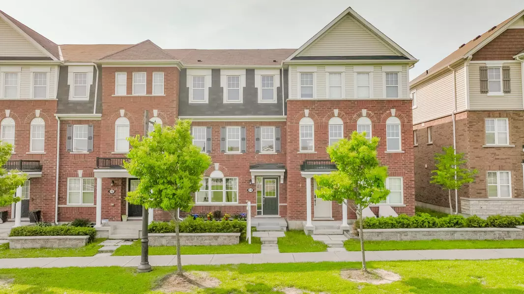 14 Toledo LN, Brampton, ON L7A 0G2