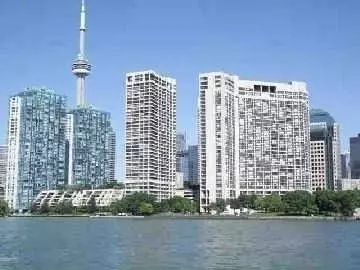 Toronto C01, ON M5J 2L1,55 Harbour SQ #3214