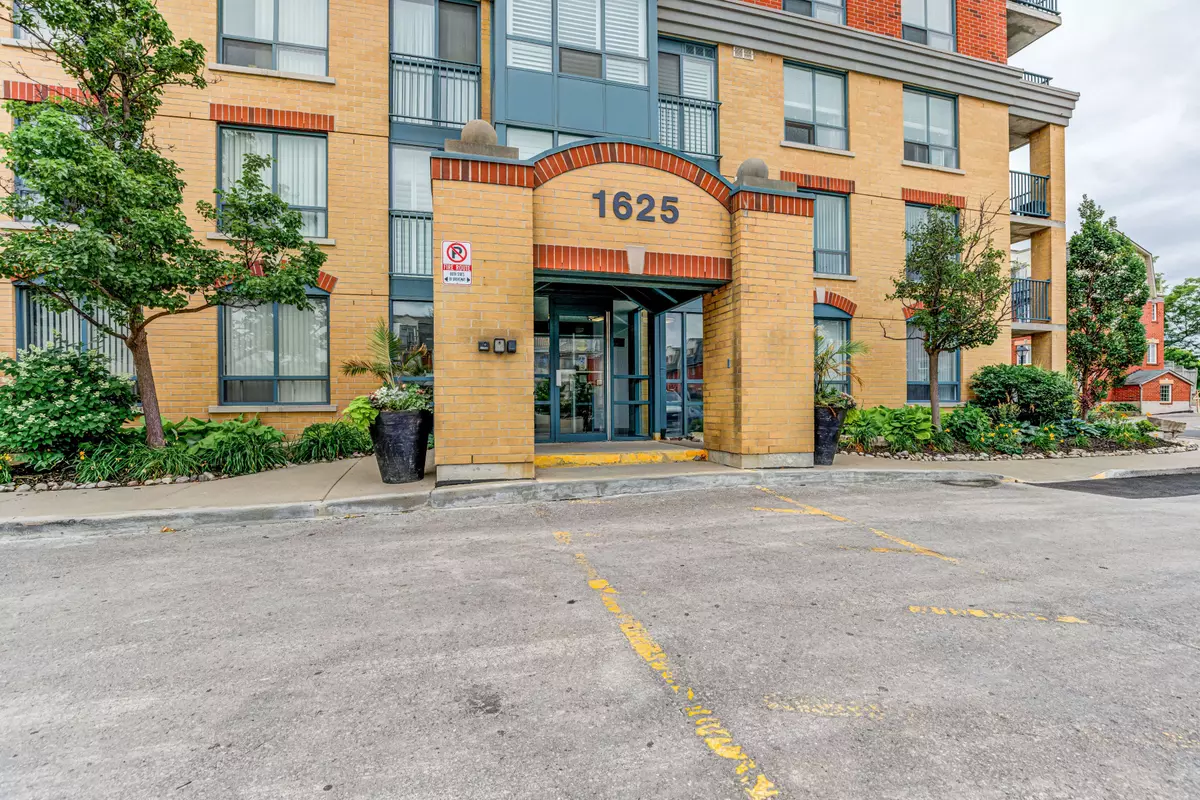 Pickering, ON L1V 6Z6,1625 Pickering Pkwy #704