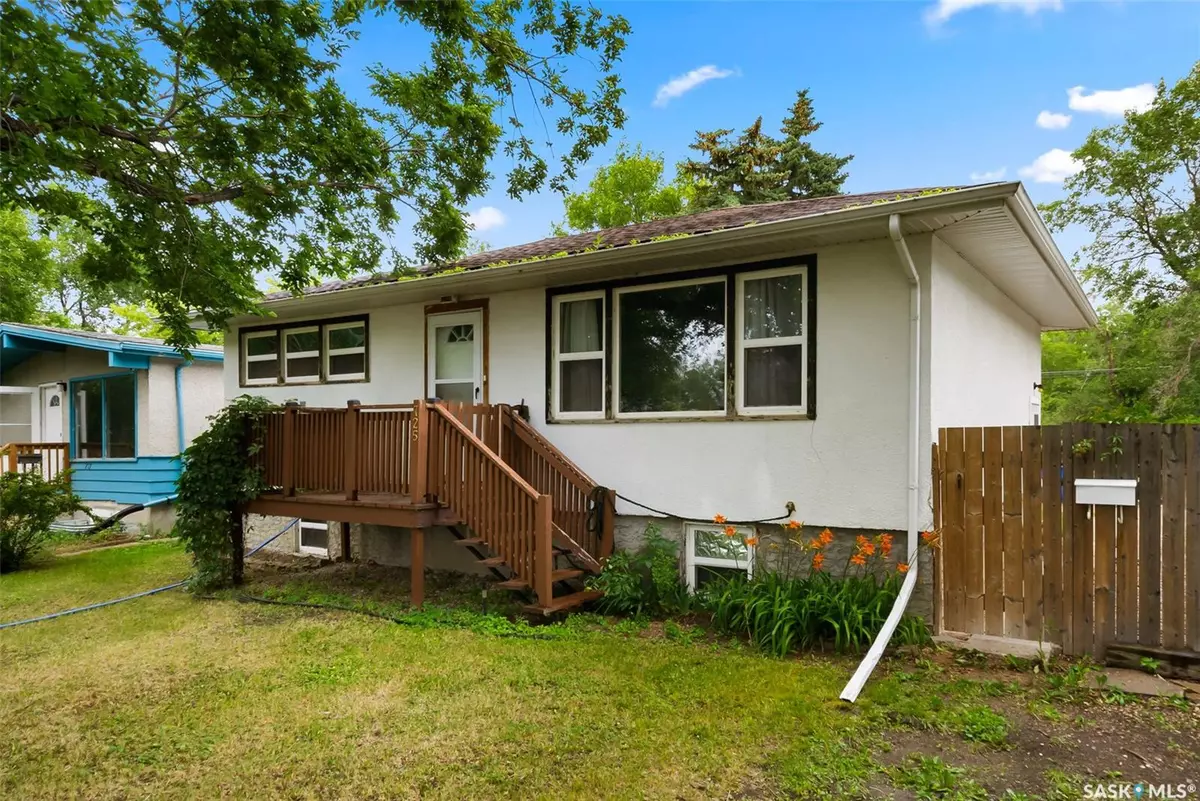 Regina, SK S4T 3H1,725 Montague STREET