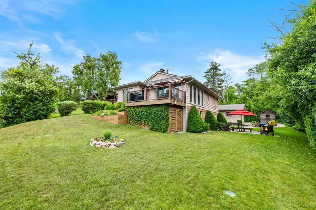 Otonabee-south Monaghan, ON K9J 6X8,210 Thompson RD