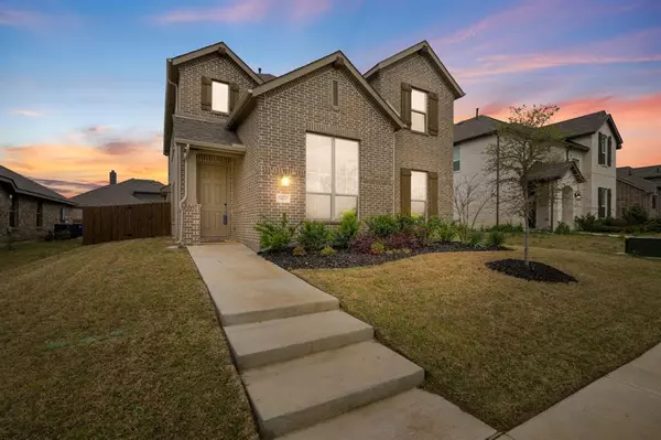 428 Country Meadows Boulevard, Waxahachie, TX 75165